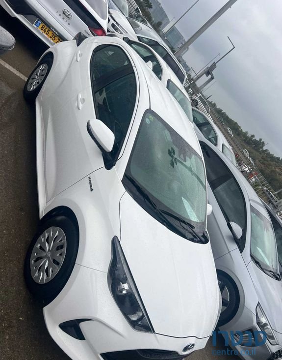 2021' Toyota Yaris טויוטה יאריס photo #4