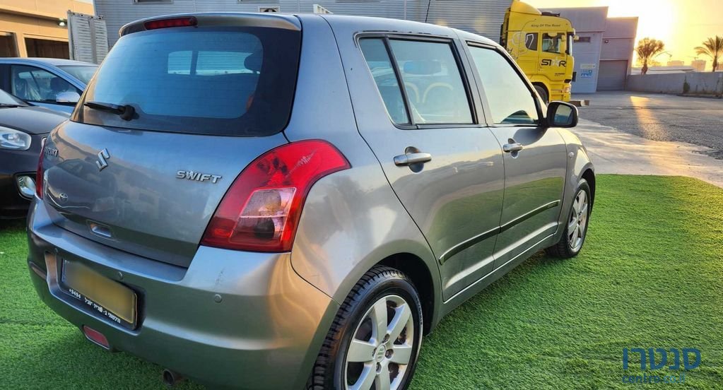 2010' Suzuki Swift סוזוקי סוויפט photo #2