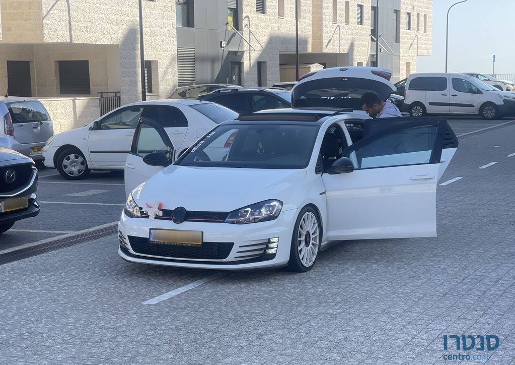 2016' Volkswagen Golf GTI פולקסווגן גולף photo #1
