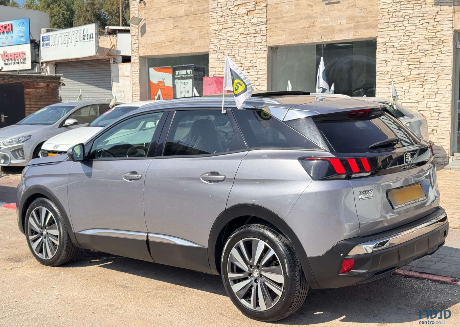 2018' Peugeot 3008 פיג'ו photo #3