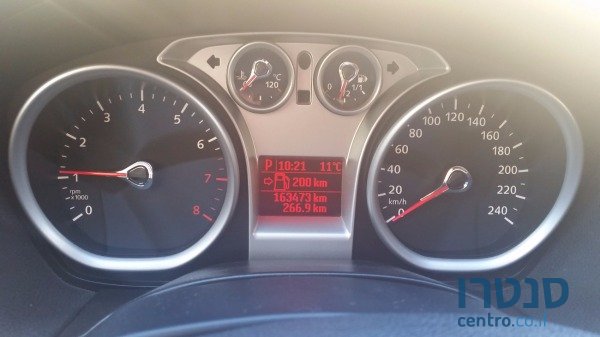 2006' Ford Focus photo #3