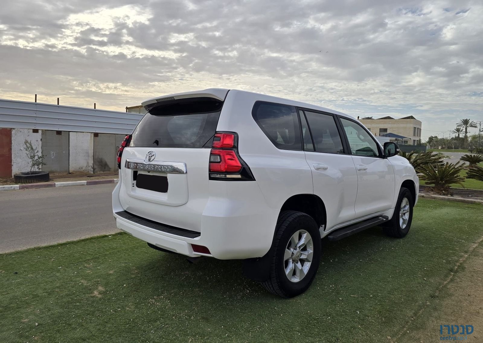 2012' Toyota Land Cruiser טויוטה לנד קרוזר photo #5