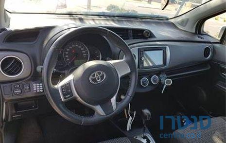 2013' Toyota Yaris טויוטה יאריס photo #4