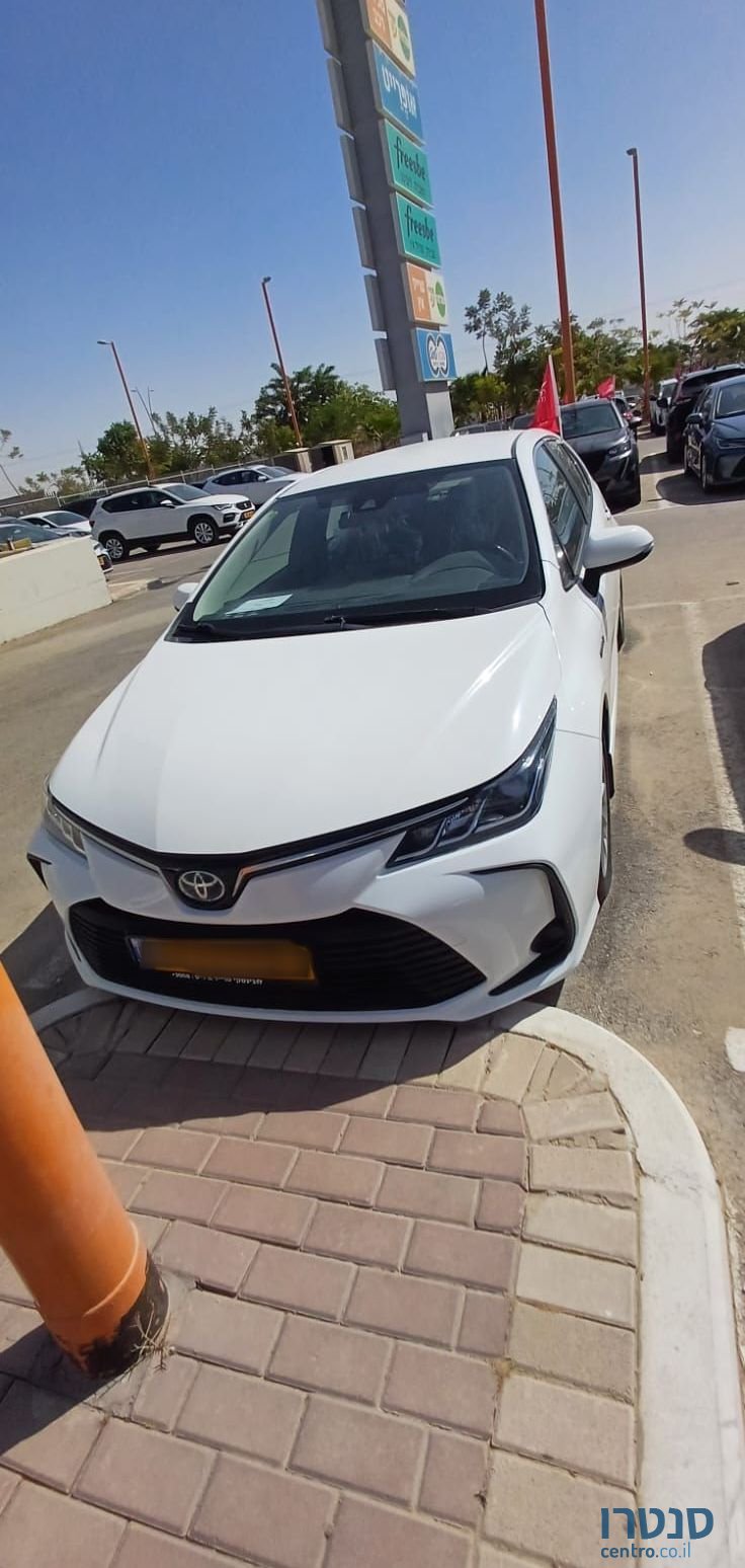 2021' Toyota Corolla טויוטה קורולה photo #1