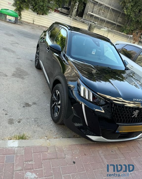 2023' Peugeot 2008 פיג'ו photo #3