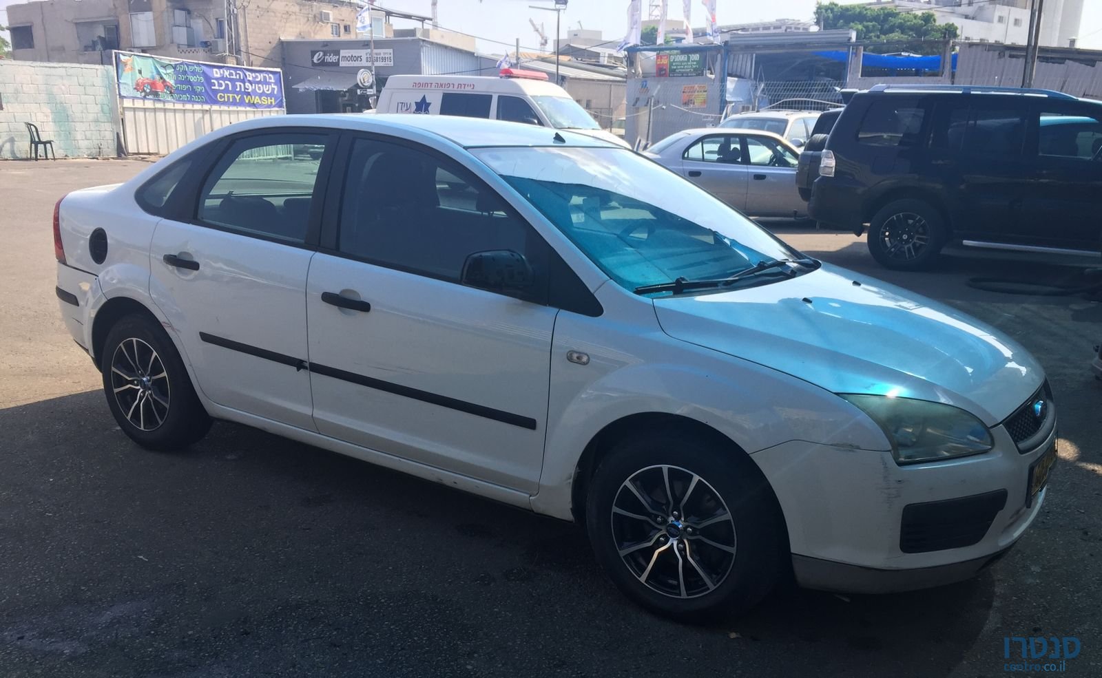 2007' Ford Focus photo #1