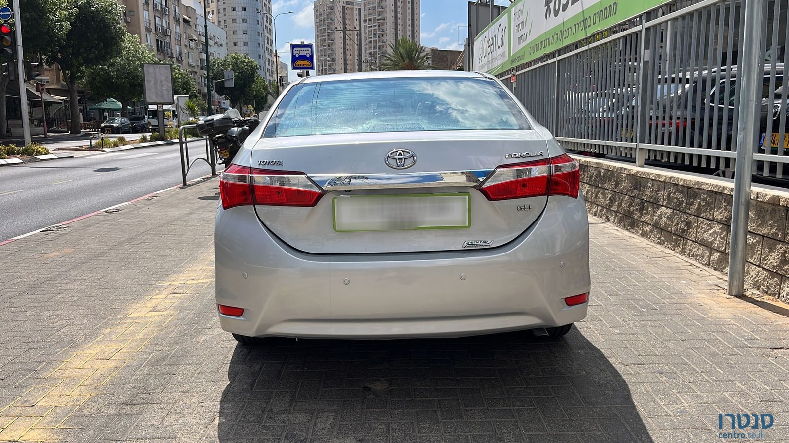 2013' Toyota Corolla photo #5