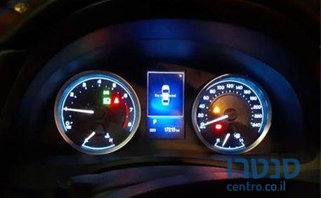 2018' Toyota Corolla טויוטה קורולה photo #2