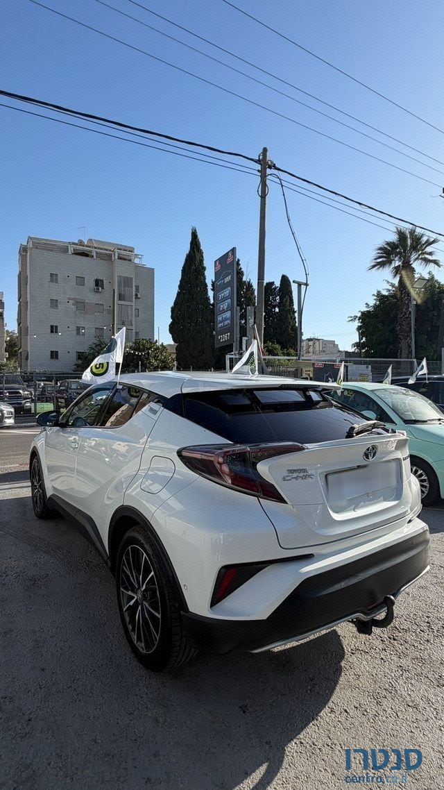 2019' Toyota C-HR טויוטה photo #6