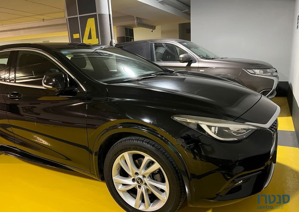 2017' Infiniti Q30 אינפיניטי photo #3