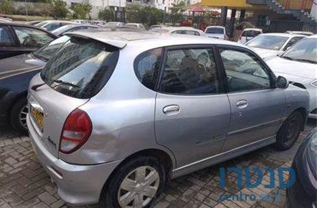 2004' Daihatsu Sirion דייהטסו סיריון photo #4