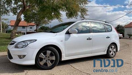 2012' Hyundai I30Cw I30Cw יונדאי photo #2