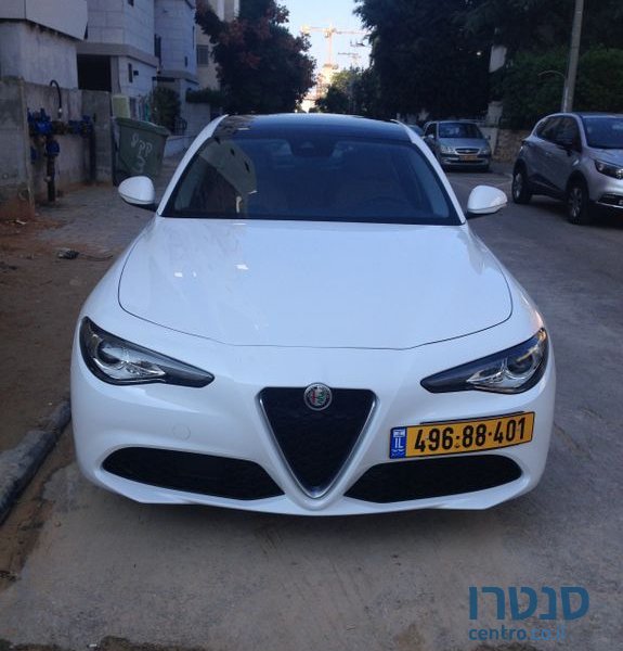 2018' Alfa Romeo Giulia אלפא רומיאו ג'וליה photo #1