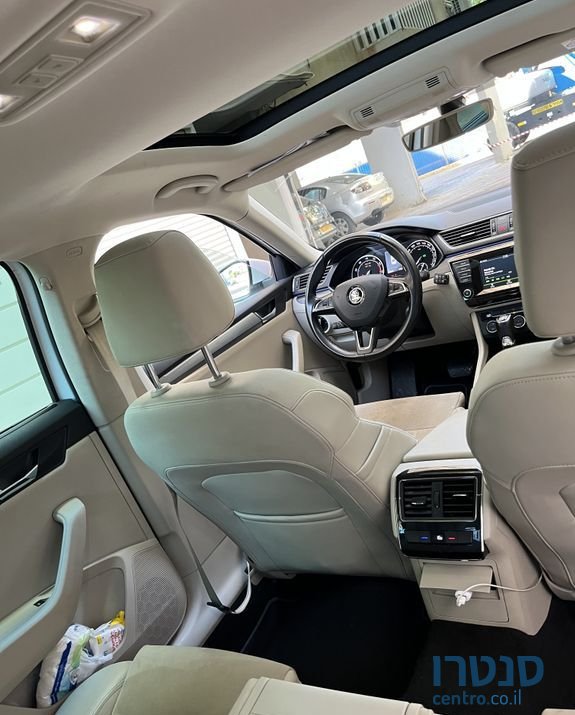 2016' Skoda Superb סקודה סופרב photo #5