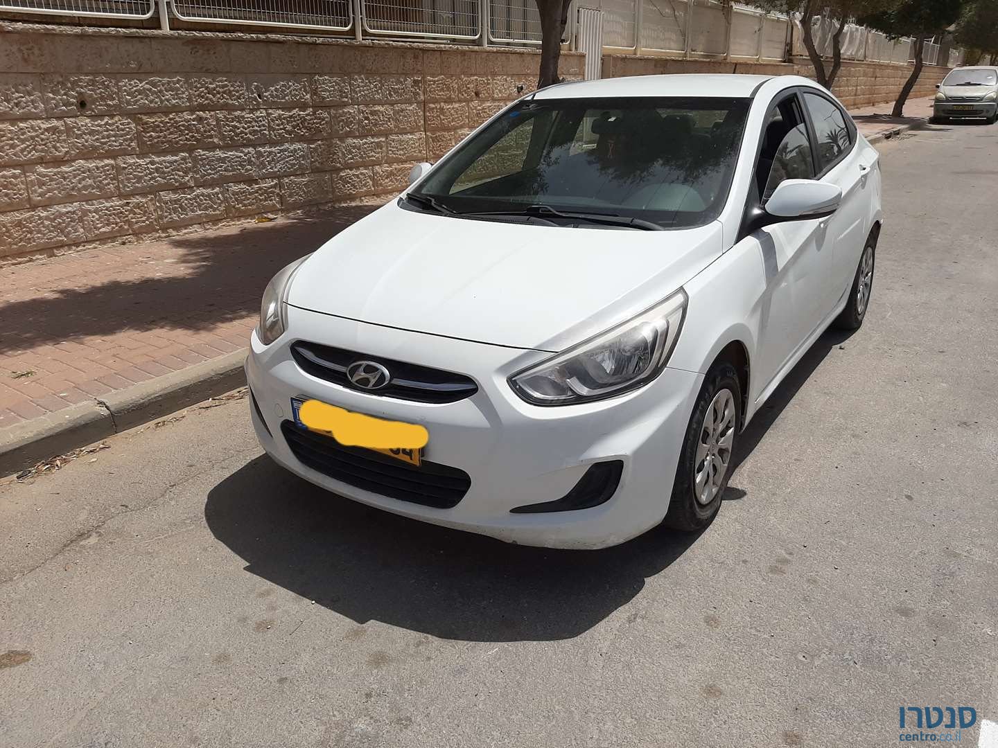 2015' Hyundai i25 יונדאי photo #2
