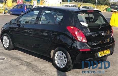 2013' Hyundai i20 i20 יונדאי photo #2
