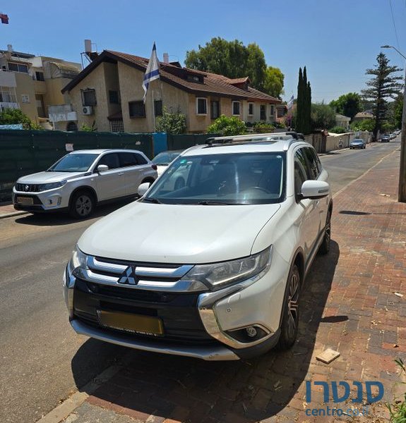 2018' Mitsubishi Outlander מיצובישי אאוטלנדר photo #1