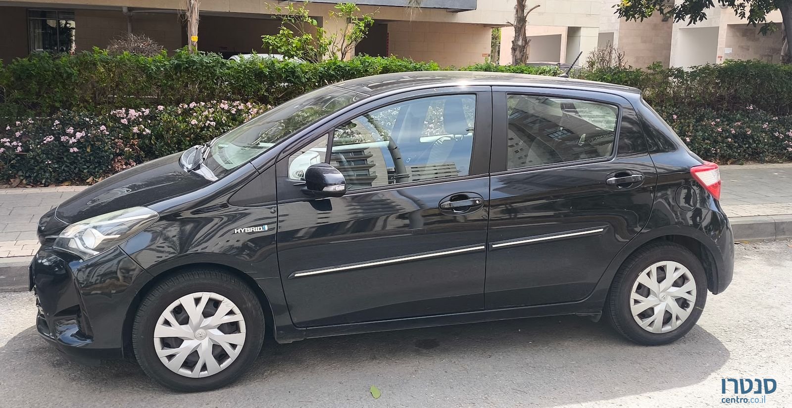 2018' Toyota Yaris טויוטה יאריס photo #4