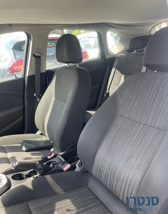 2011' Opel Astra אופל אסטרה photo #5