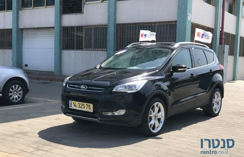 2014' Ford Kuga photo #2