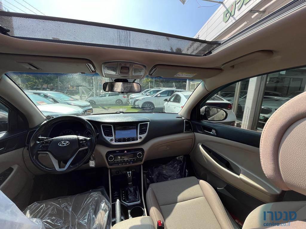 2017' Hyundai Tucson photo #5