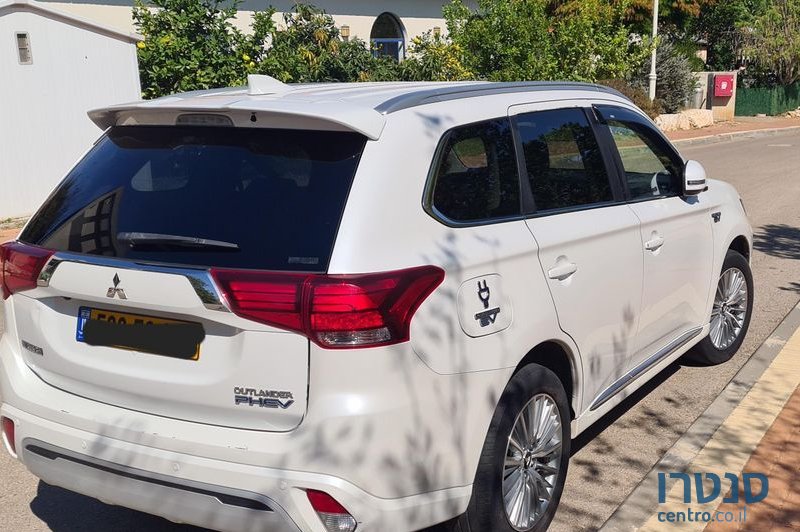 2019' Mitsubishi Outlander מיצובישי אאוטלנדר photo #4