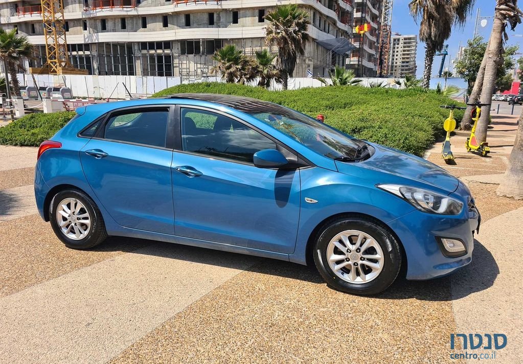 2015' Hyundai i30 יונדאי photo #4
