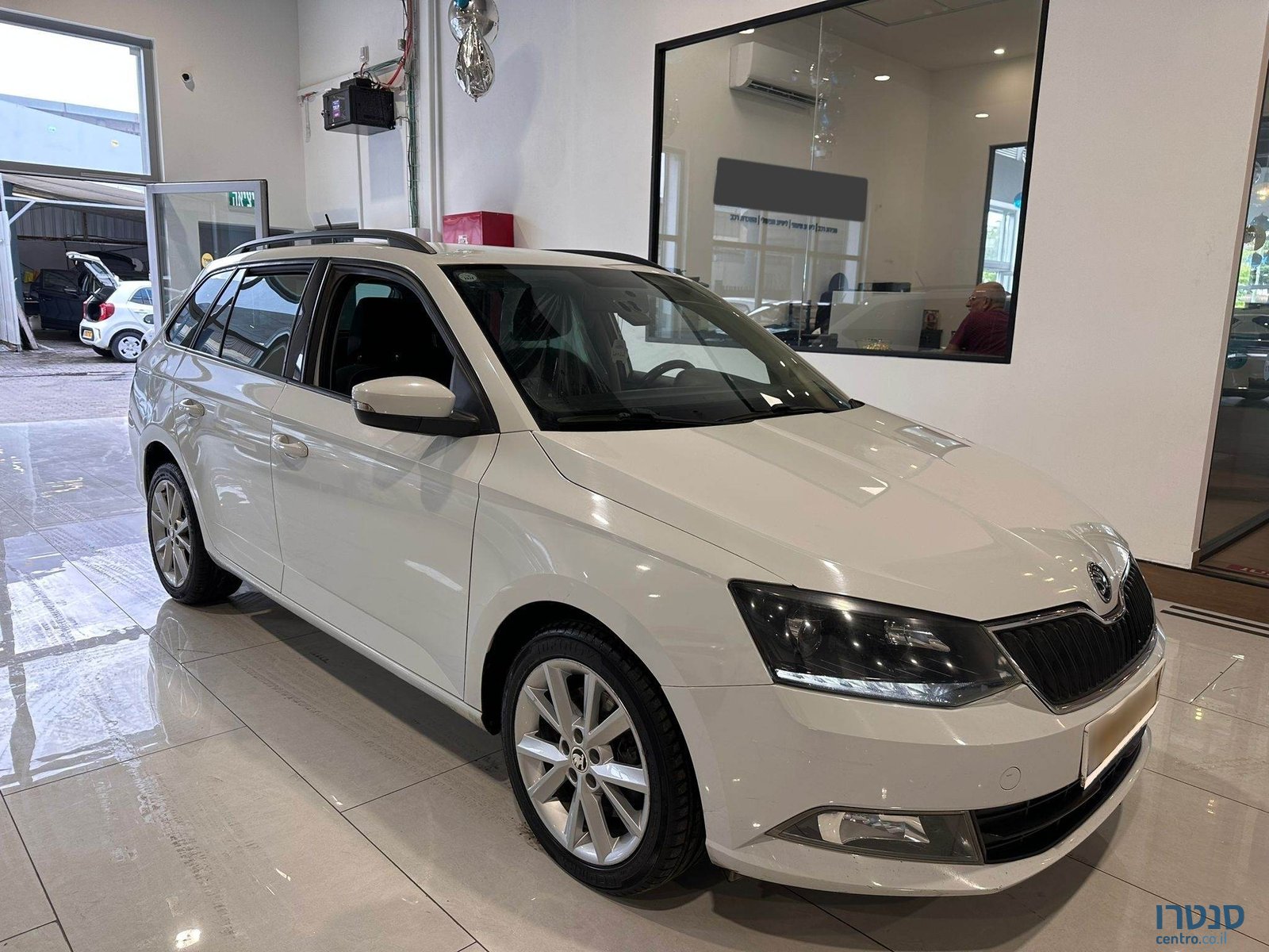 2018' Skoda Fabia photo #2