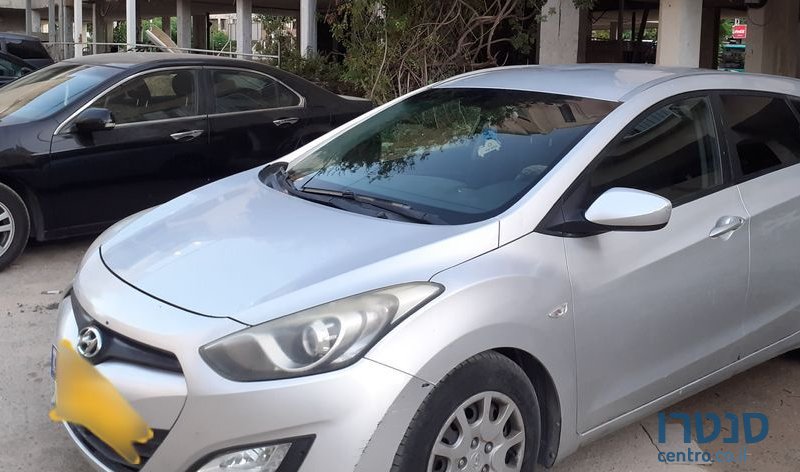 2013' Hyundai i30 יונדאי photo #3