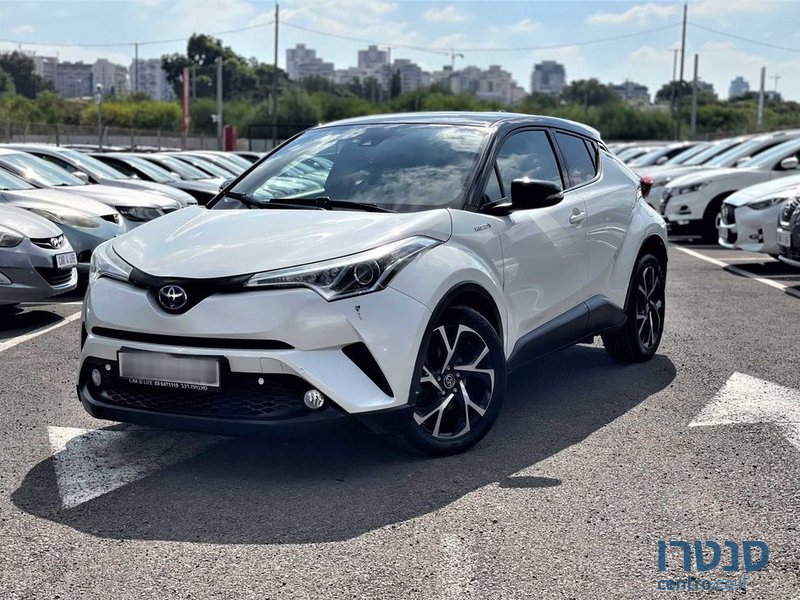 2017' Toyota C-HR טויוטה photo #1