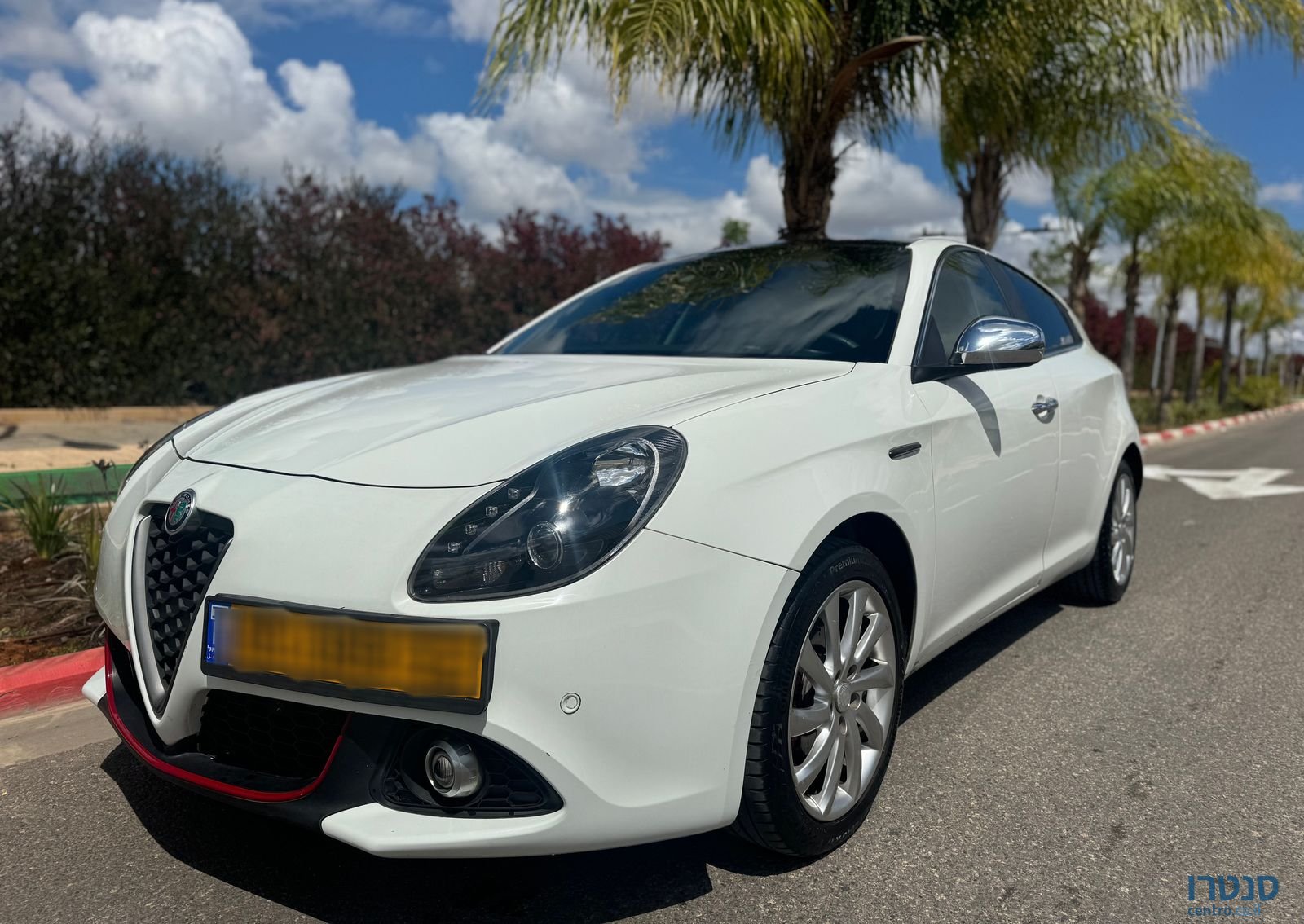 2014' Alfa Romeo Giulietta אלפא רומיאו ג'ולייטה photo #2