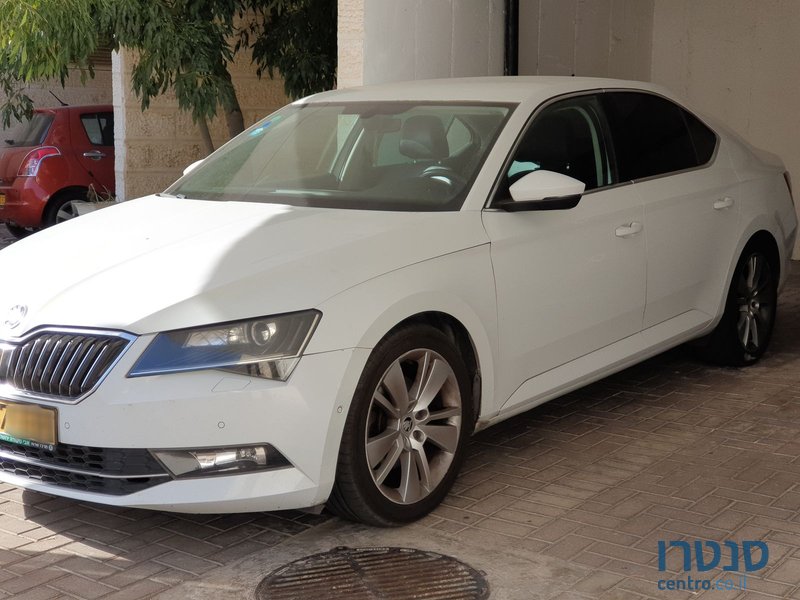 2016' Skoda Superb סקודה סופרב photo #1