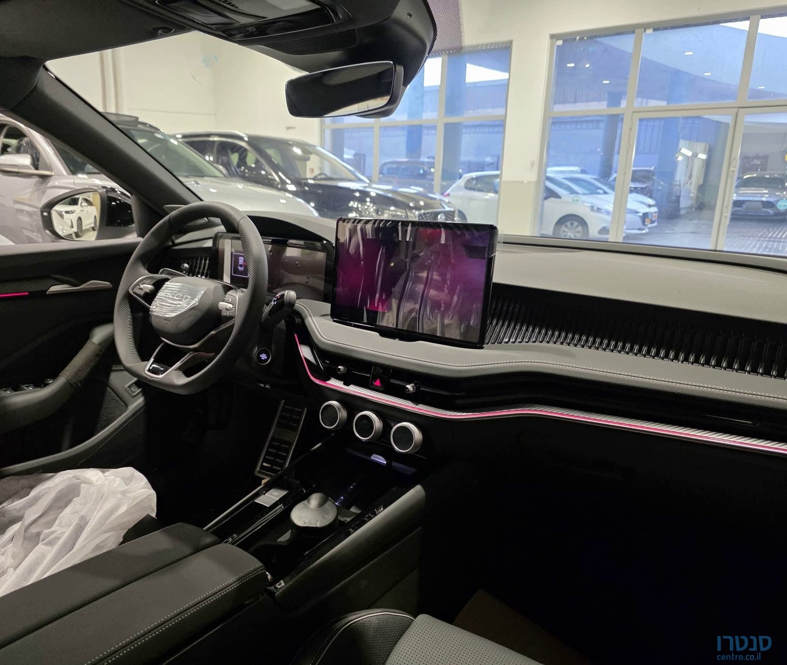 2026' Skoda Superb photo #5