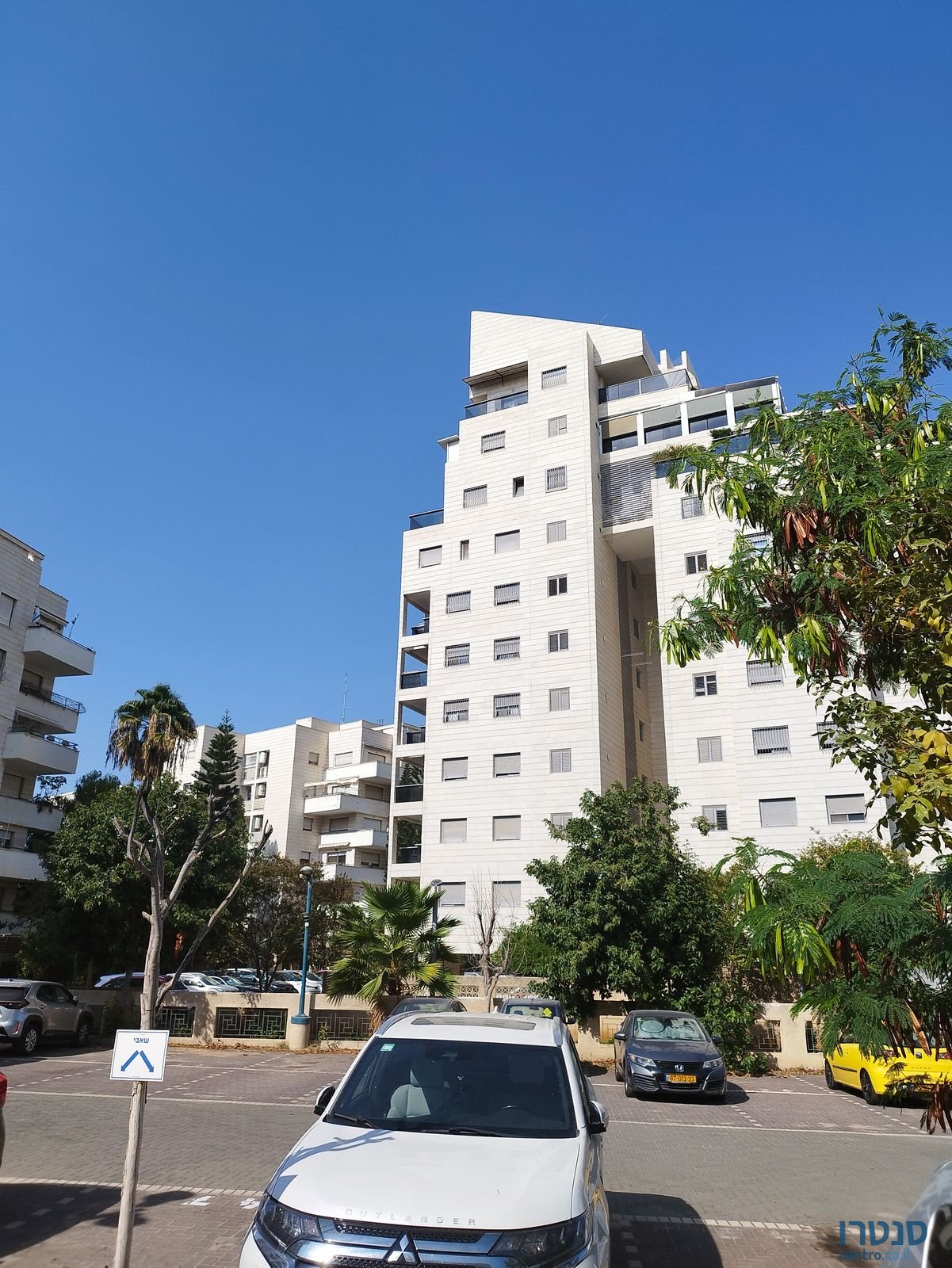 2019' Mitsubishi Outlander מיצובישי אאוטלנדר photo #3