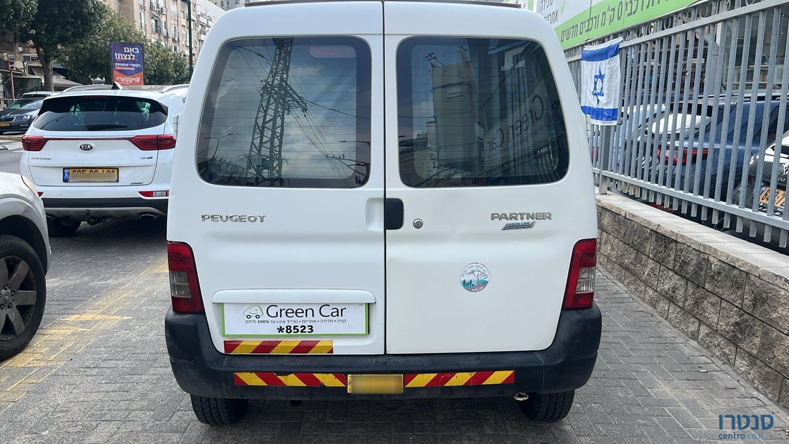 2012' Peugeot Partner photo #5