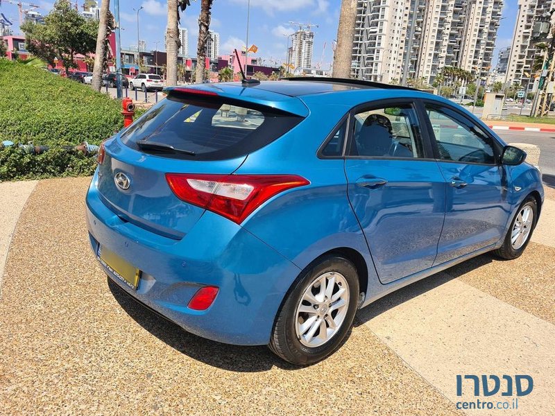 2015' Hyundai i30 יונדאי photo #5