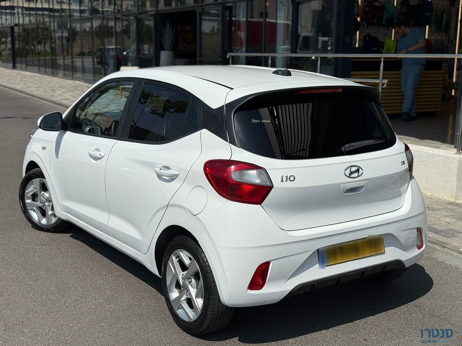 2022' Hyundai i10 photo #4
