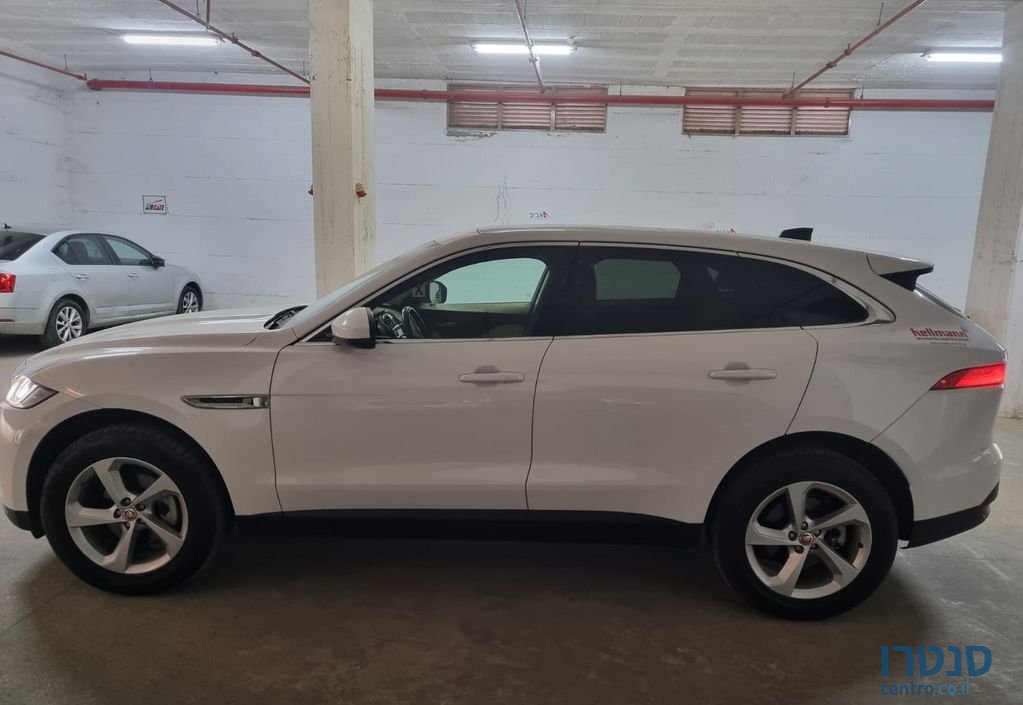 2020' Jaguar F-Pace יגואר photo #3