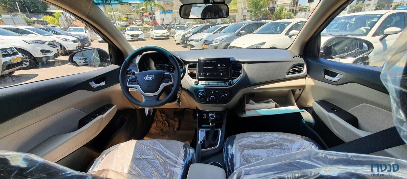 2022' Hyundai i25 יונדאי אקסנט photo #4