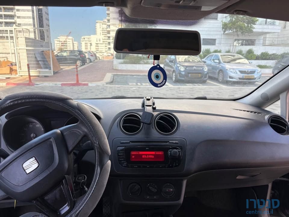 2011' SEAT Ibiza סיאט איביזה photo #1