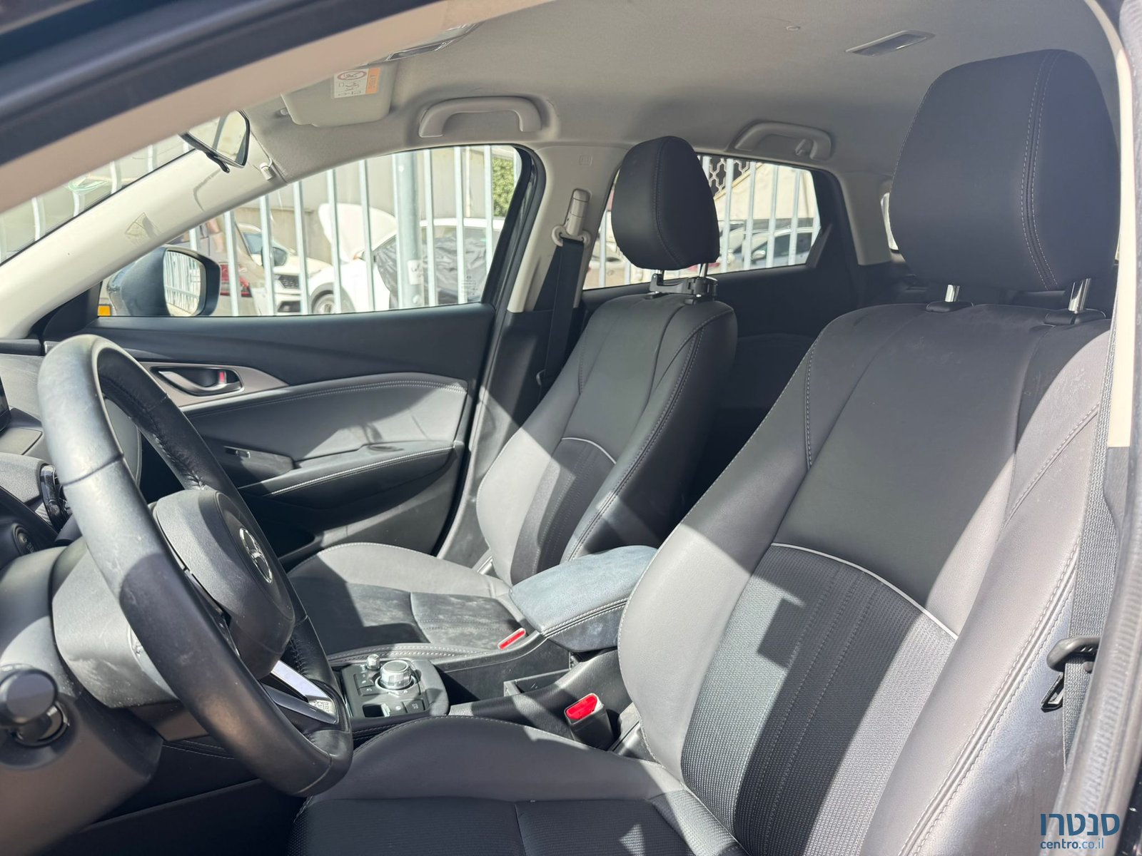 2023' Mazda CX-3 photo #3