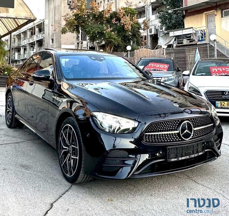 2022' Mercedes-Benz E-Class מרצדס photo #3