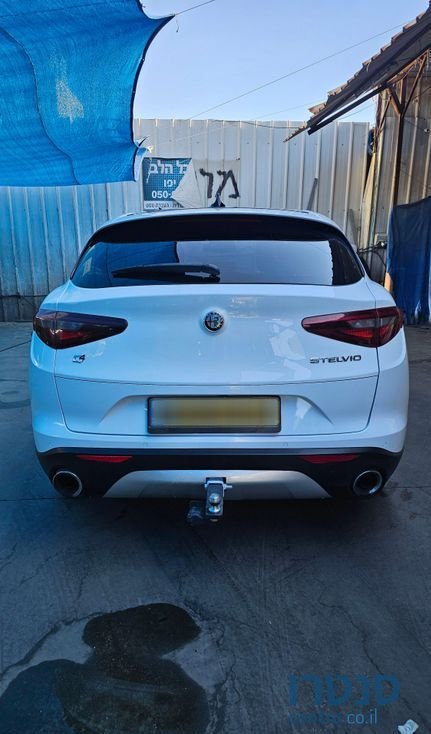 2018' Alfa Romeo Stelvio אלפא רומיאו סטלויו photo #5