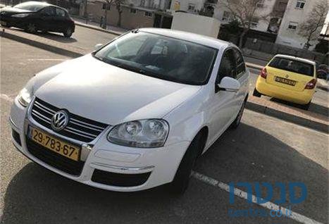 2009' Volkswagen Jetta טרנדליין photo #2