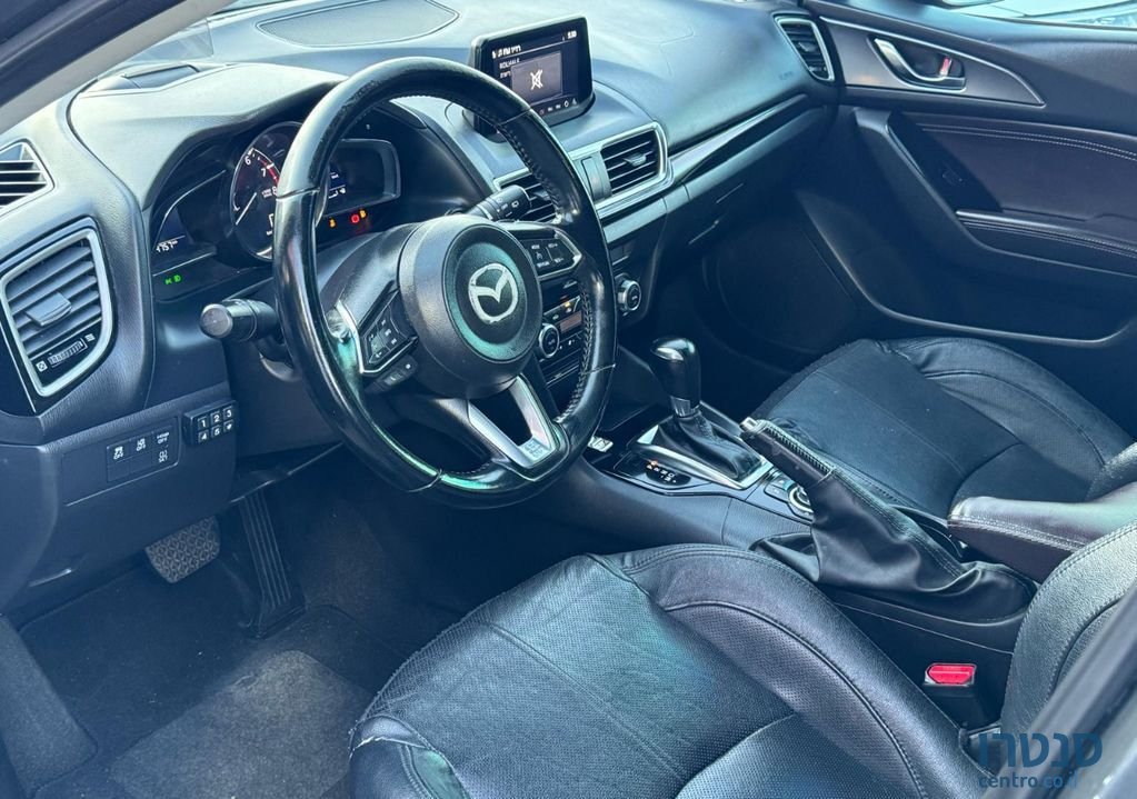 2018' Mazda 3 מאזדה photo #5
