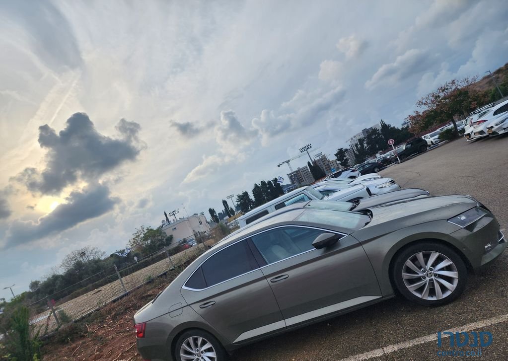 2018' Skoda Superb סקודה סופרב photo #6