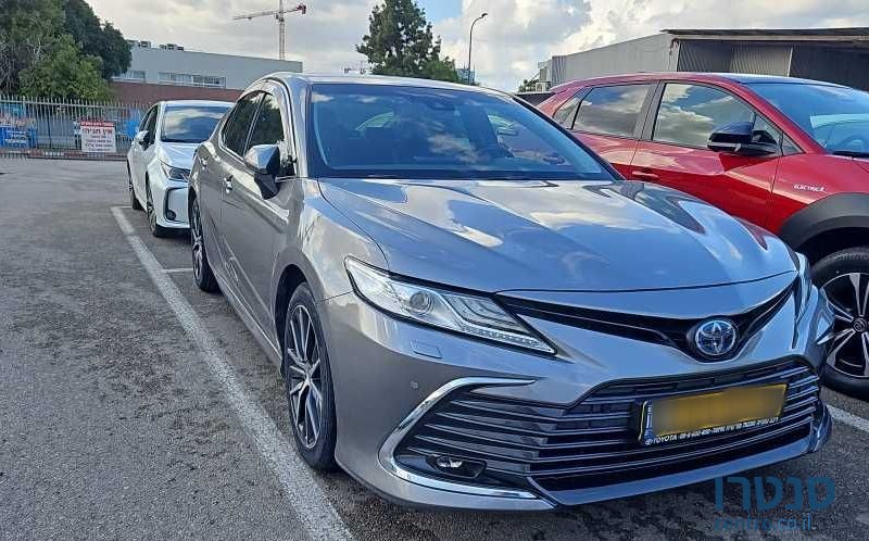 2022' Toyota Camry טויוטה קאמרי photo #4